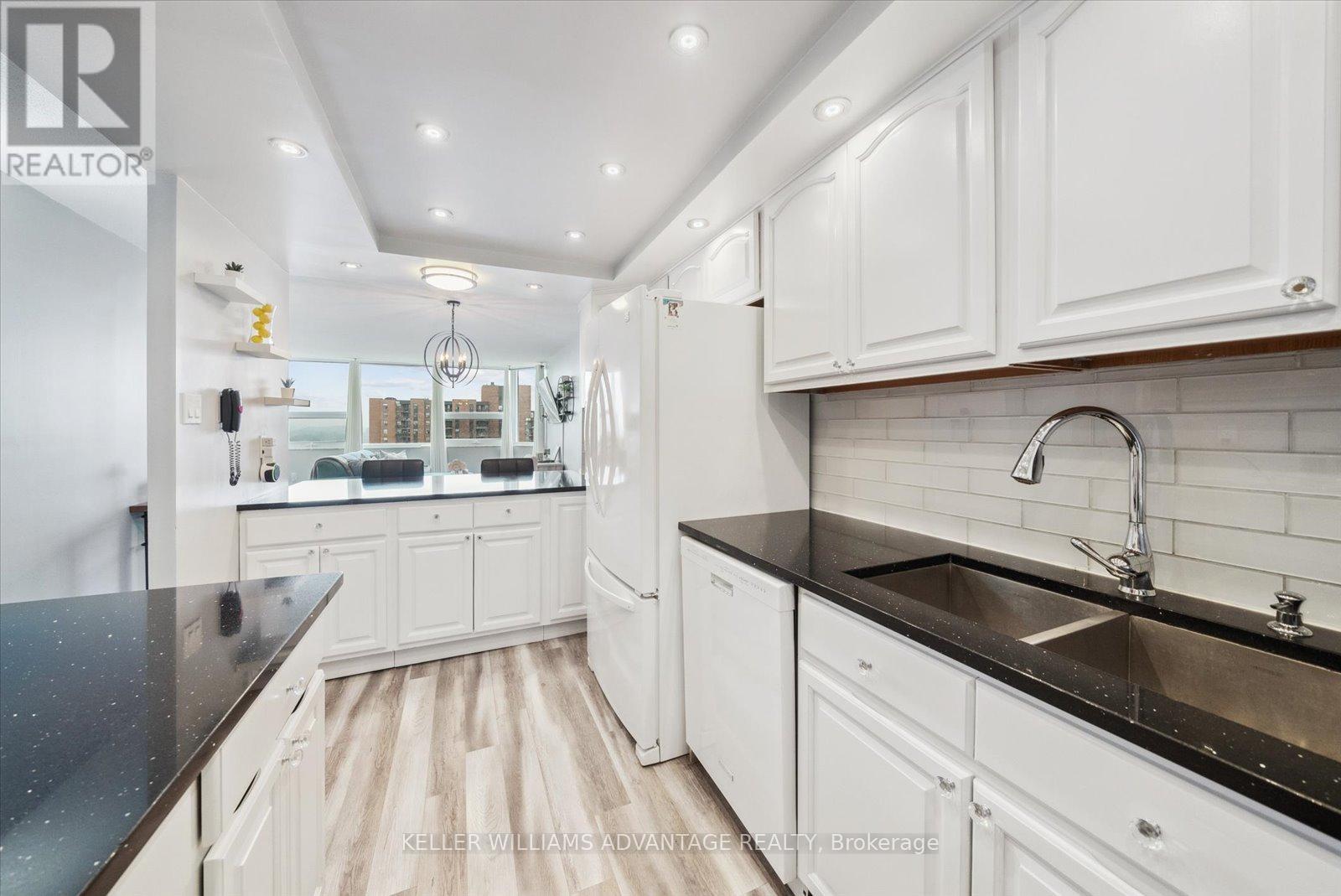 1804 - 121 Ling Road, Toronto, Ontario  M1E 4Y2 - Photo 10 - E12208820