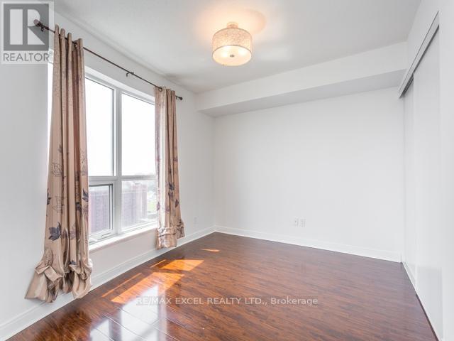 2013 - 181 Village Green Square, Toronto, Ontario  M1S 0L3 - Photo 10 - E12208823
