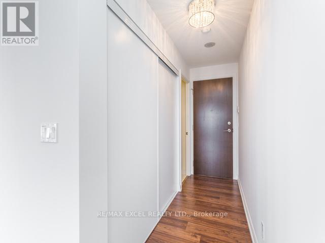 2013 - 181 Village Green Square, Toronto, Ontario  M1S 0L3 - Photo 2 - E12208823