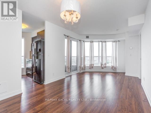 2013 - 181 Village Green Square, Toronto, Ontario  M1S 0L3 - Photo 3 - E12208823