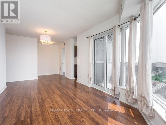 2013 - 181 Village Green Square, Toronto, Ontario  M1S 0L3 - Photo 4 - E12208823