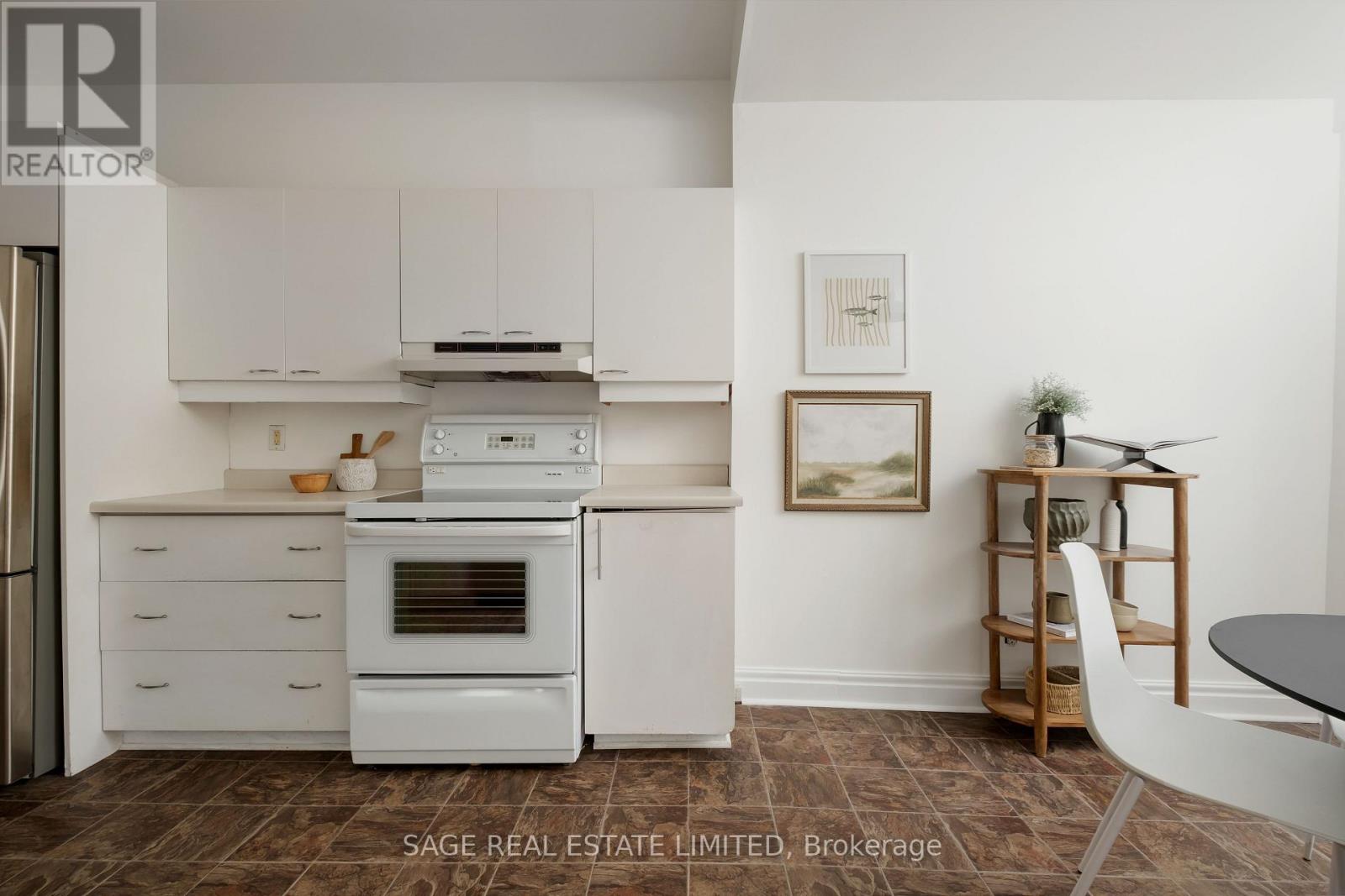 120 Withrow Avenue, Toronto, Ontario  M4K 1C9 - Photo 15 - E12208832