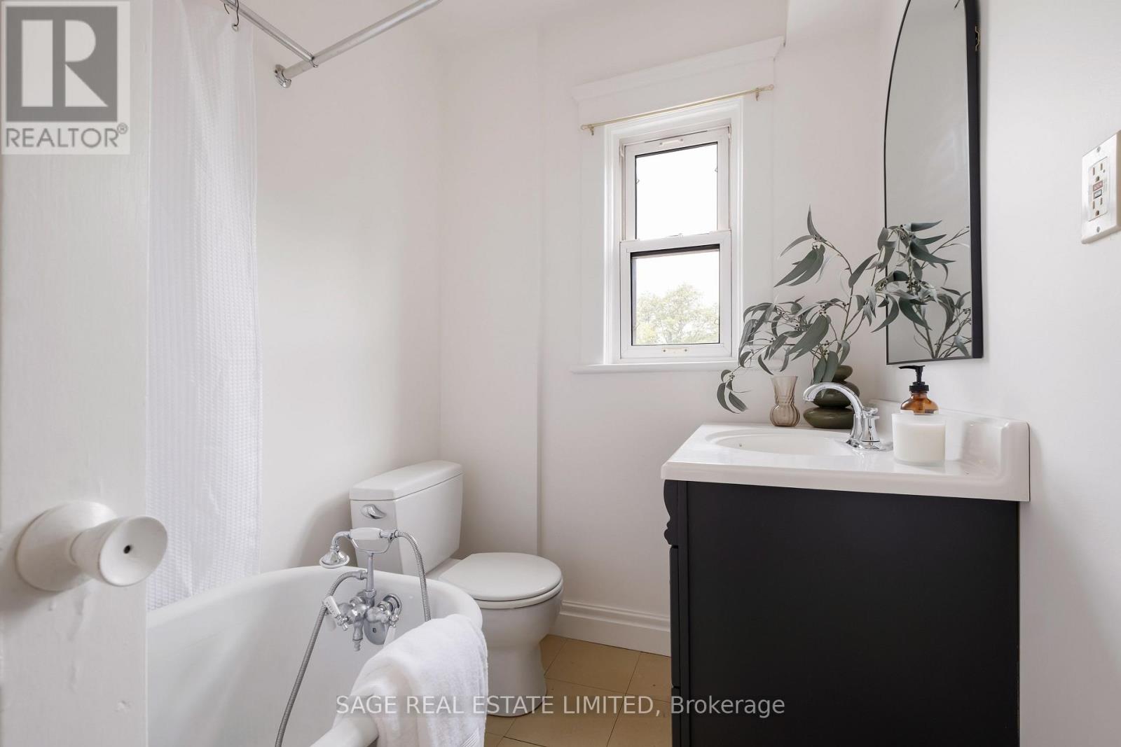 120 Withrow Avenue, Toronto, Ontario  M4K 1C9 - Photo 29 - E12208832
