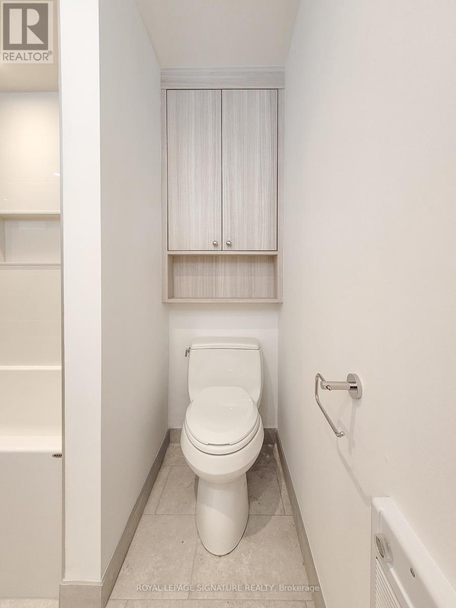 Lower - 18 Coxwell Avenue, Toronto, Ontario  M4L 3A7 - Photo 13 - E12208860