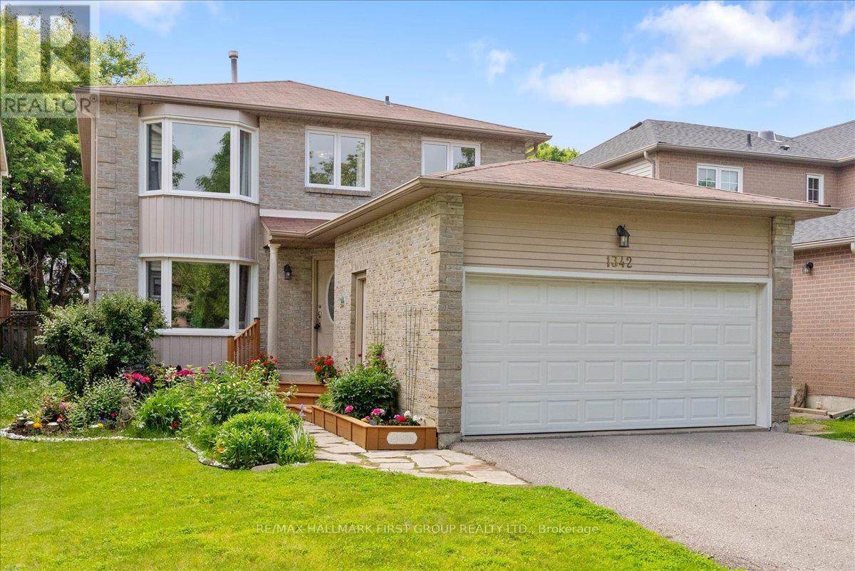 1342 ANTON SQUARE, Pickering, Ontario