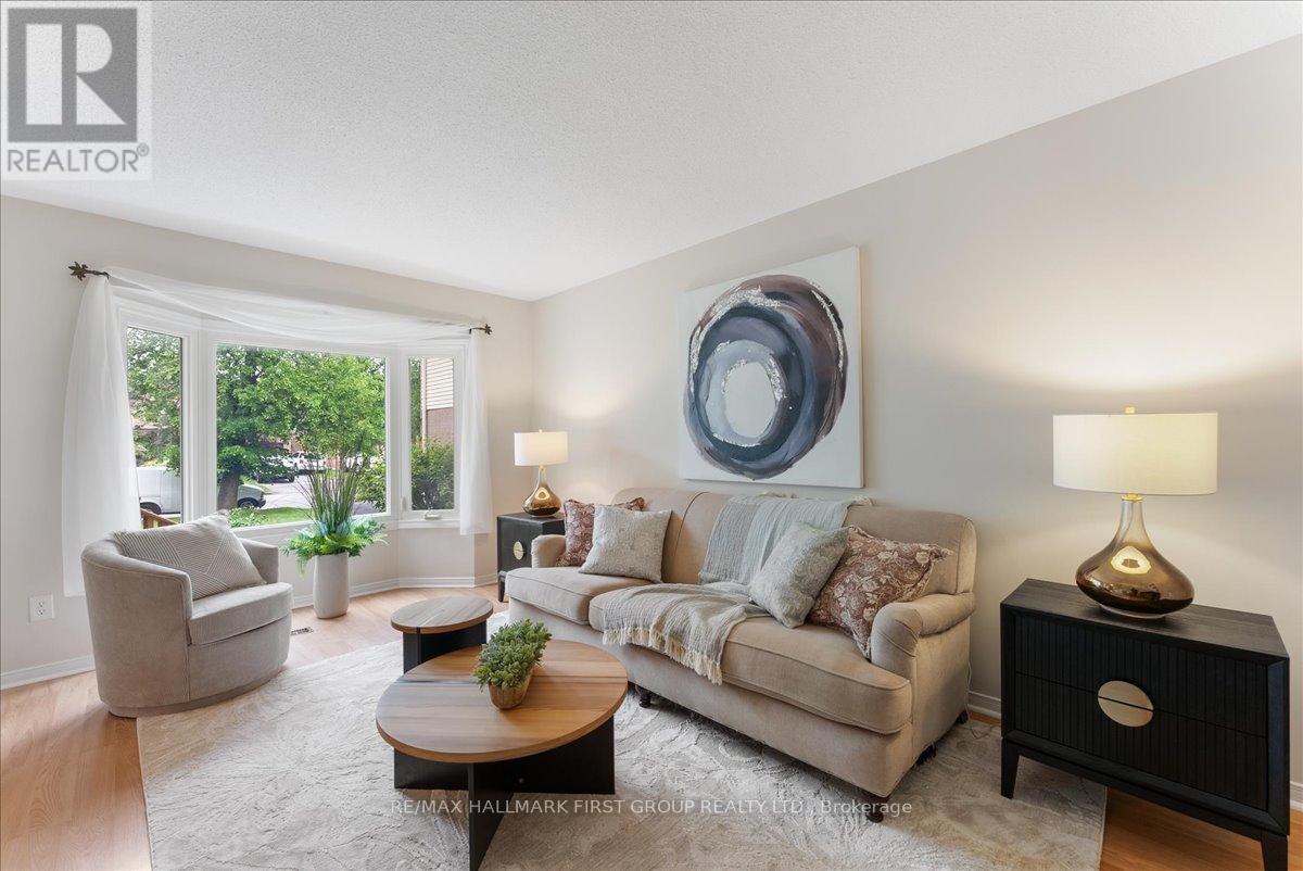 1342 Anton Square, Pickering, Ontario  L1V 5S6 - Photo 4 - E12208889