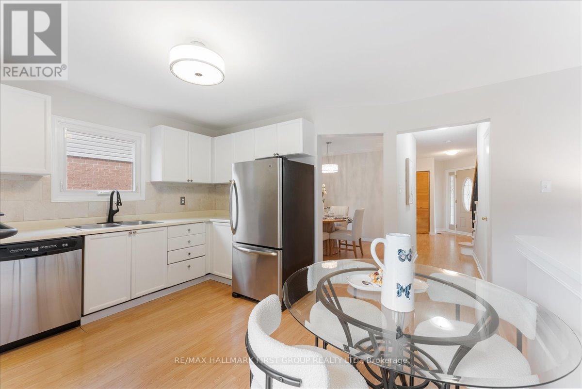 1342 Anton Square, Pickering, Ontario  L1V 5S6 - Photo 9 - E12208889