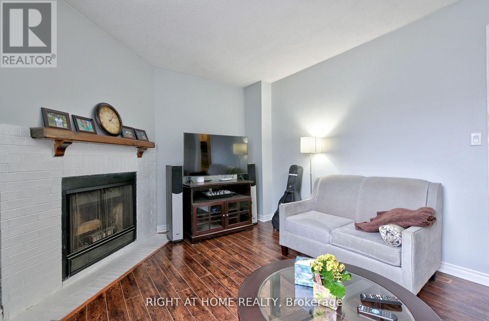 9 Brennan Road, Ajax, Ontario  L1T 2G1 - Photo 8 - E12208941