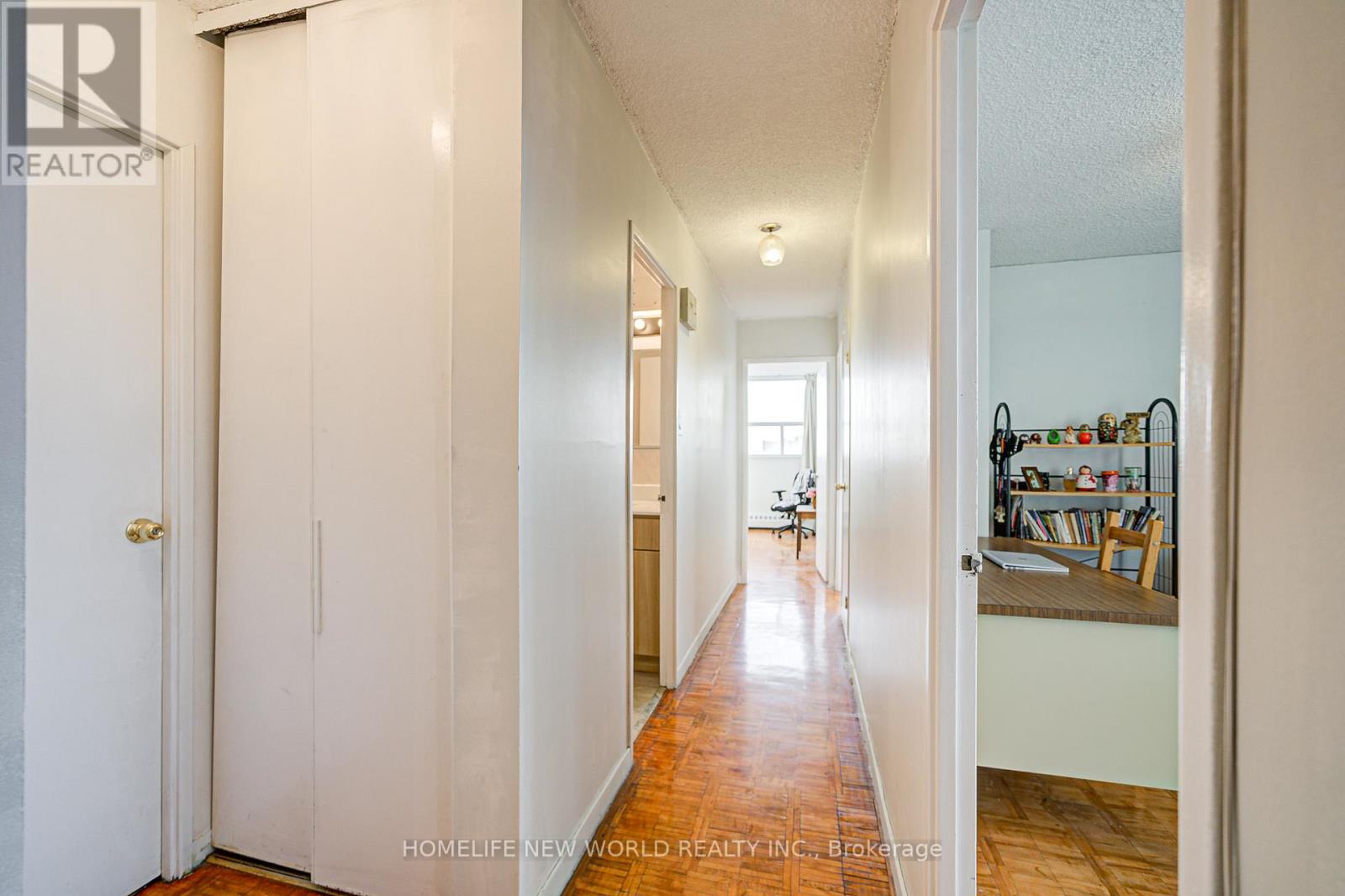 1001 - 4091 Sheppard Ave E Avenue, Toronto (Agincourt South-Malvern West), Ontario  M1S 3H2 - Photo 4 - E12208963