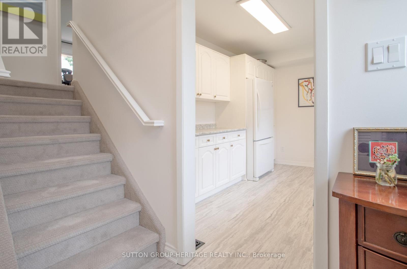 581 Arnhem Drive, Oshawa, Ontario  L1G 2J7 - Photo 14 - E12208986