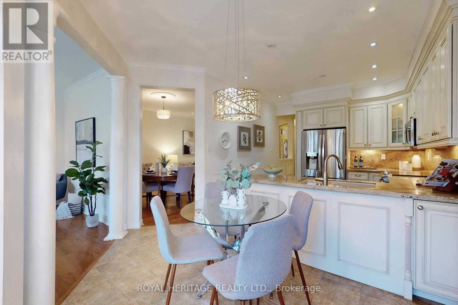 96 Waterbridge Way, Toronto, Ontario  M1C 5C1 - Photo 11 - E12208996