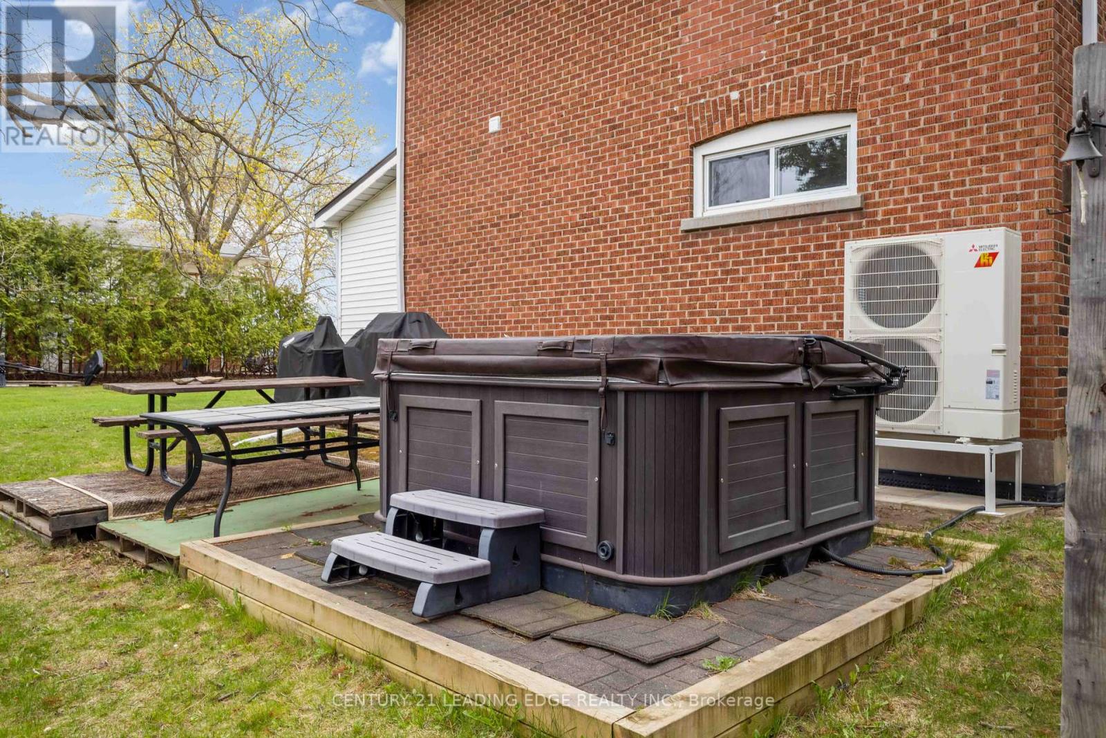 1742 Lane Street, Pickering, Ontario  L1Y 1B6 - Photo 12 - E12209014
