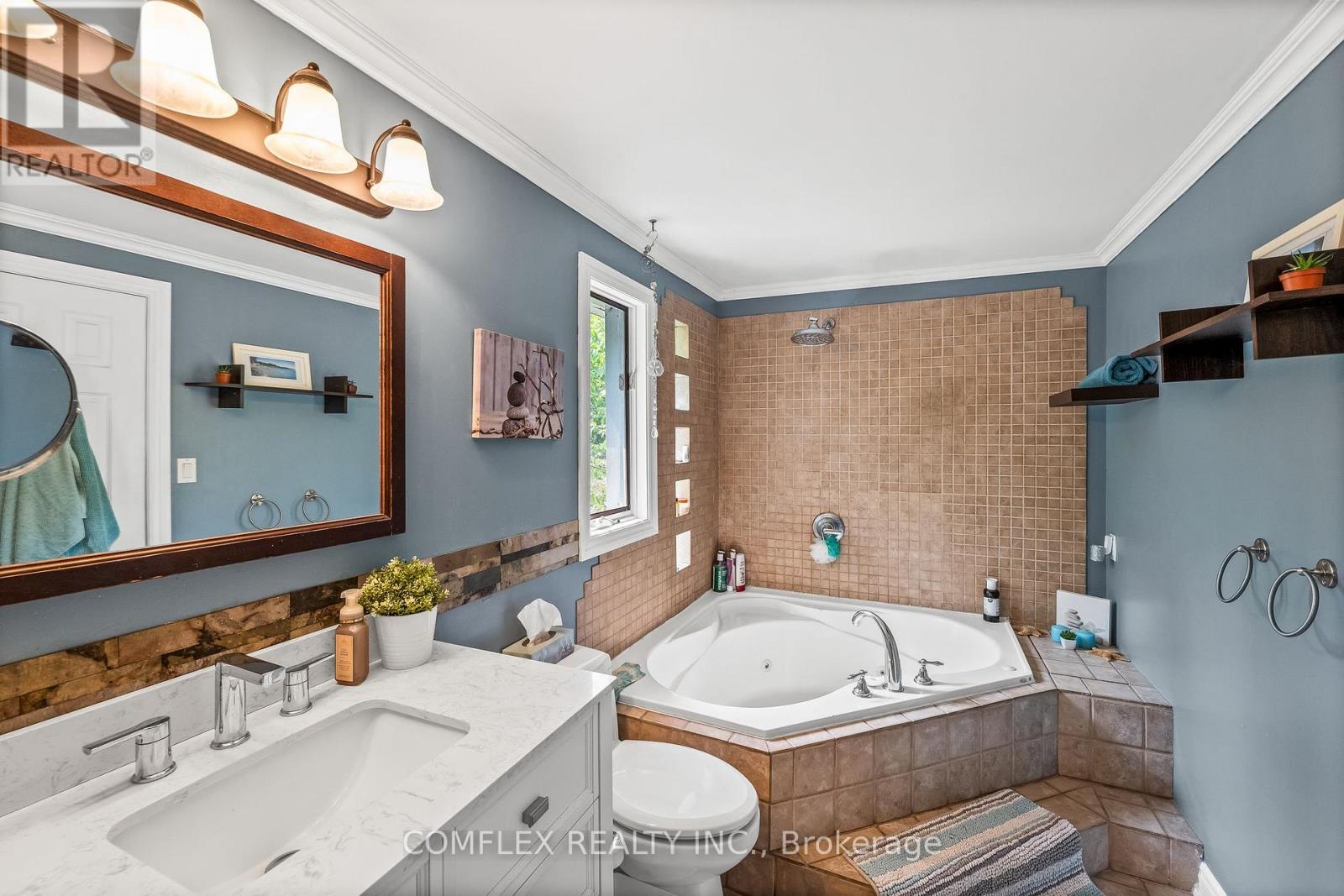 439 Fralicks Beach Road, Scugog, Ontario  L9L 1B6 - Photo 24 - E12209039