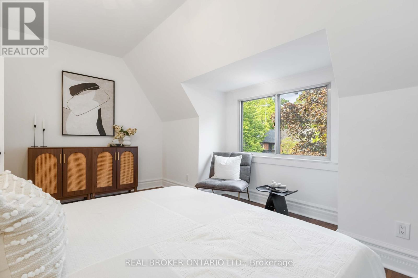284 Waverley Road, Toronto, Ontario  M4L 3T6 - Photo 18 - E12209084