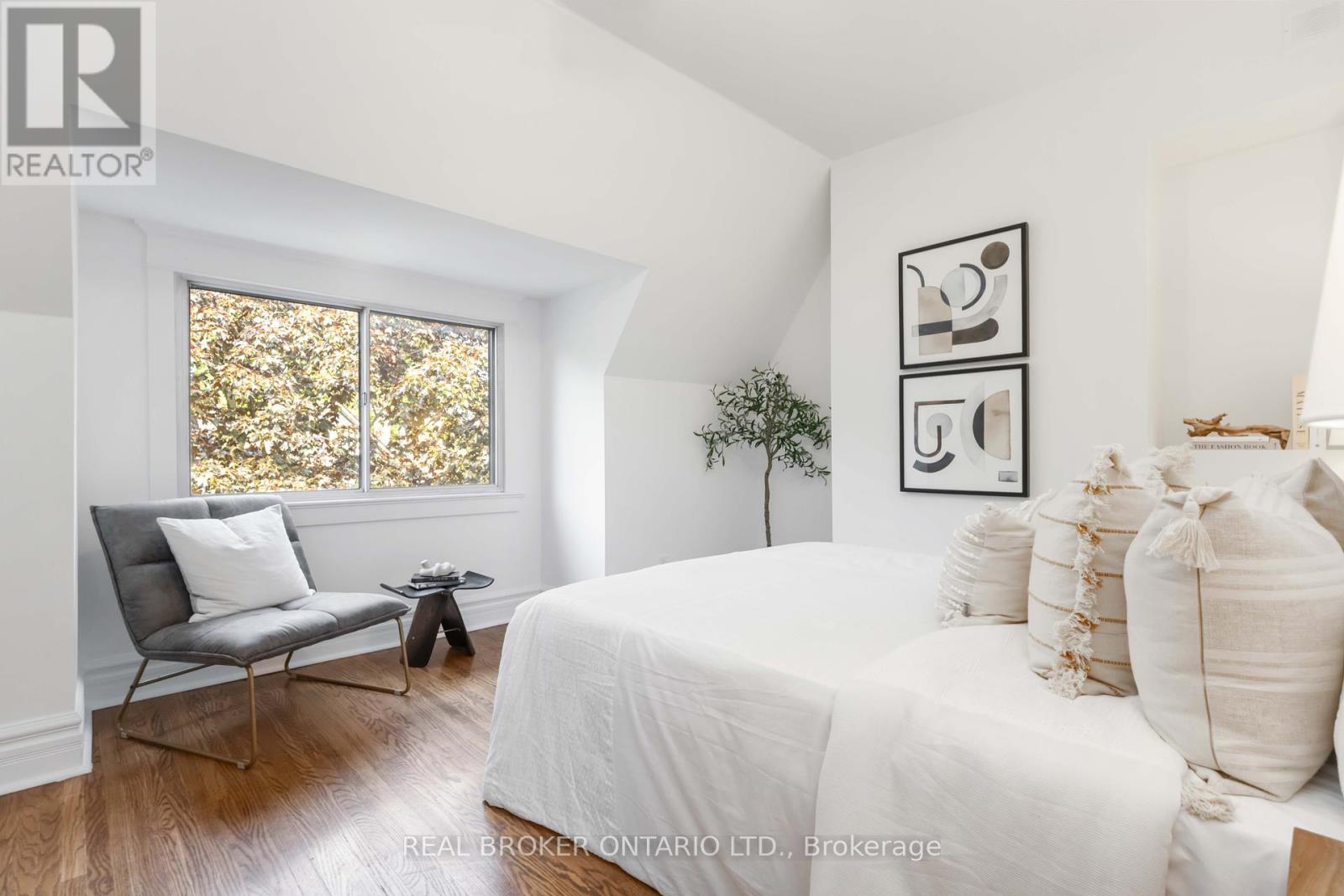 284 Waverley Road, Toronto, Ontario  M4L 3T6 - Photo 19 - E12209084