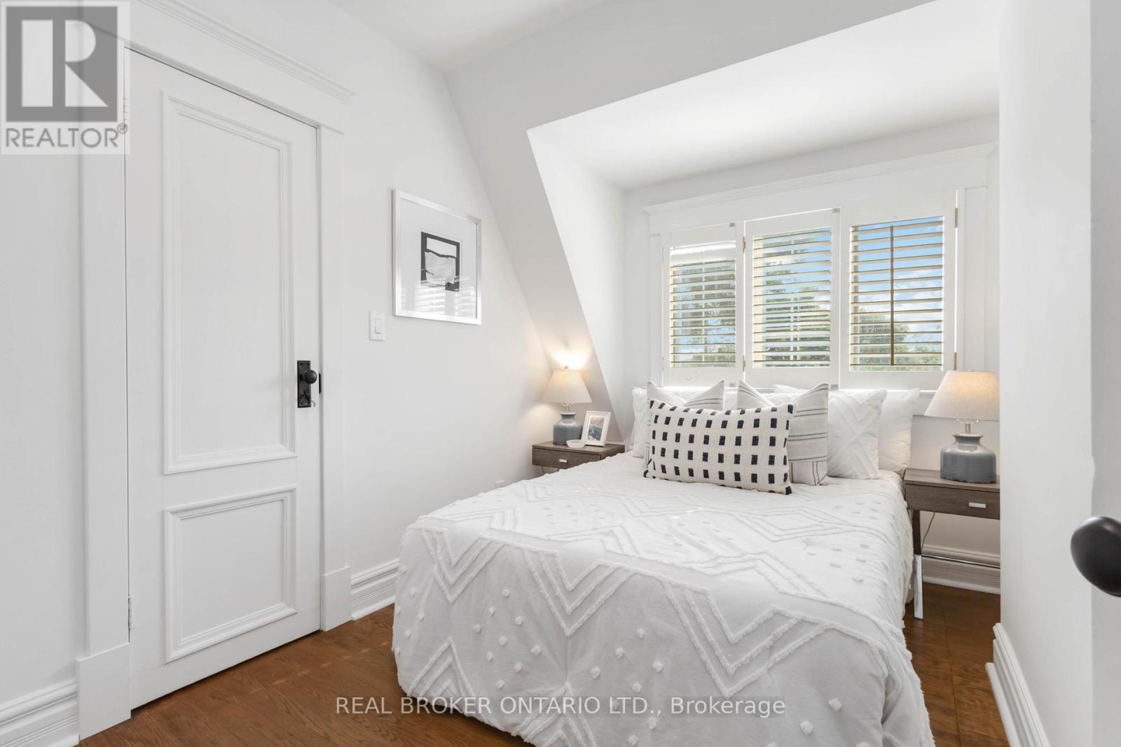 284 Waverley Road, Toronto, Ontario  M4L 3T6 - Photo 24 - E12209084