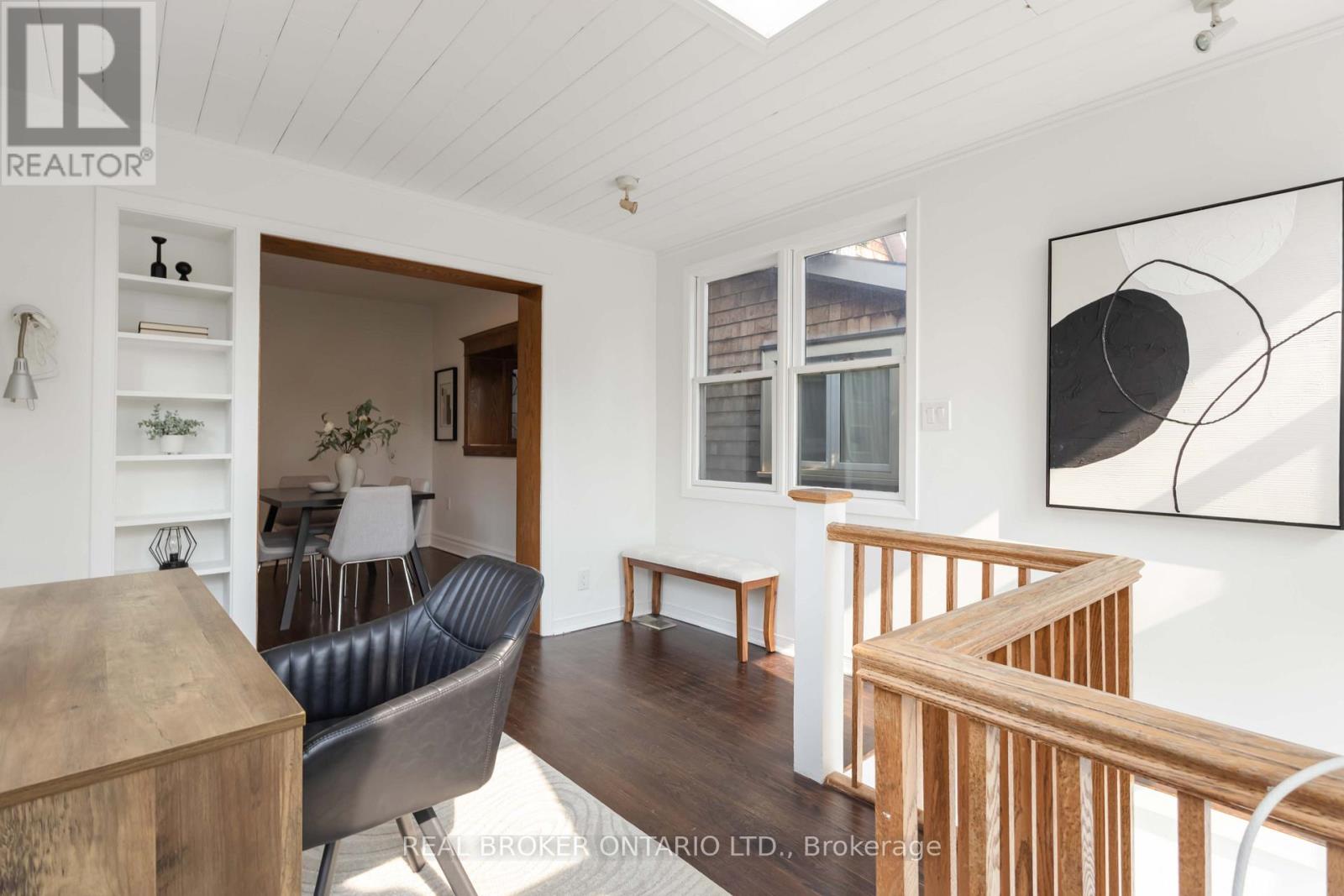 284 Waverley Road, Toronto, Ontario  M4L 3T6 - Photo 8 - E12209084