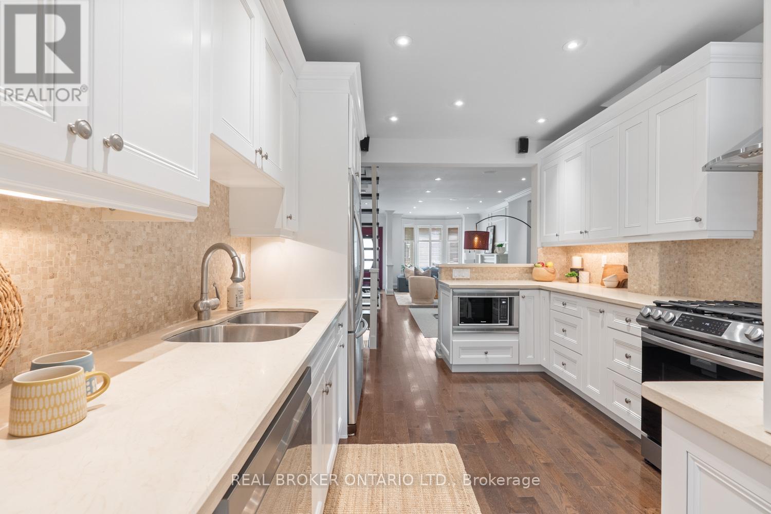 178 Browning Avenue, Toronto (Playter Estates-Danforth), Ontario  M4K 1W5 - Photo 11 - E12209155