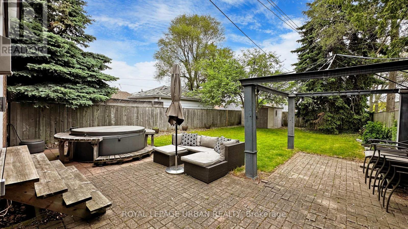 61 Binswood Avenue, Toronto (East York), Ontario  M4C 3N8 - Photo 35 - E12209226
