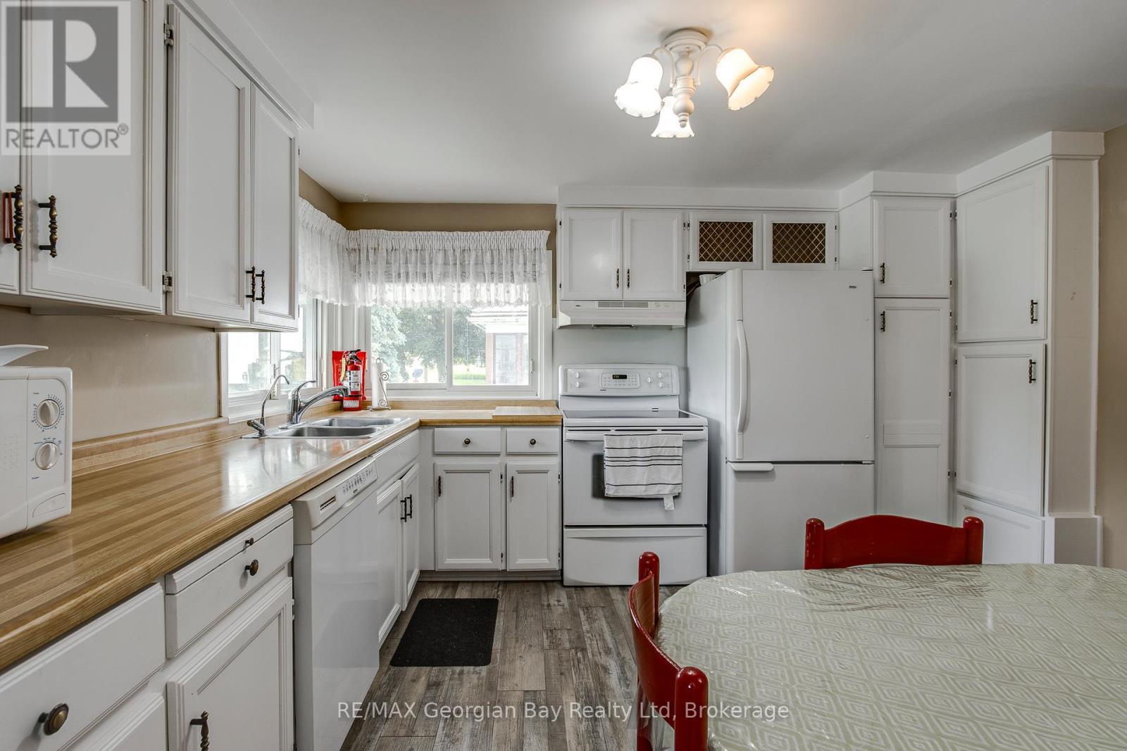 586 Dominion Avenue, Midland, Ontario  L4R 1R3 - Photo 8 - S12207996