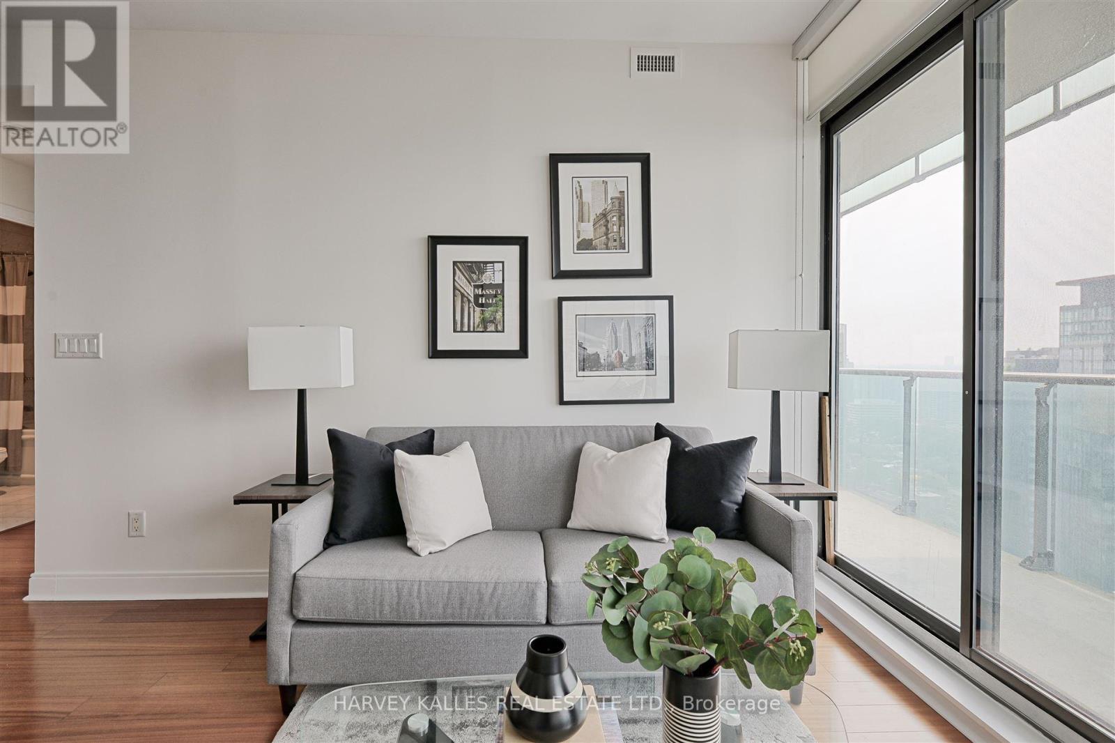 2906 - 18 Yorkville Avenue, Toronto, Ontario  M4W 1L4 - Photo 13 - C12208511