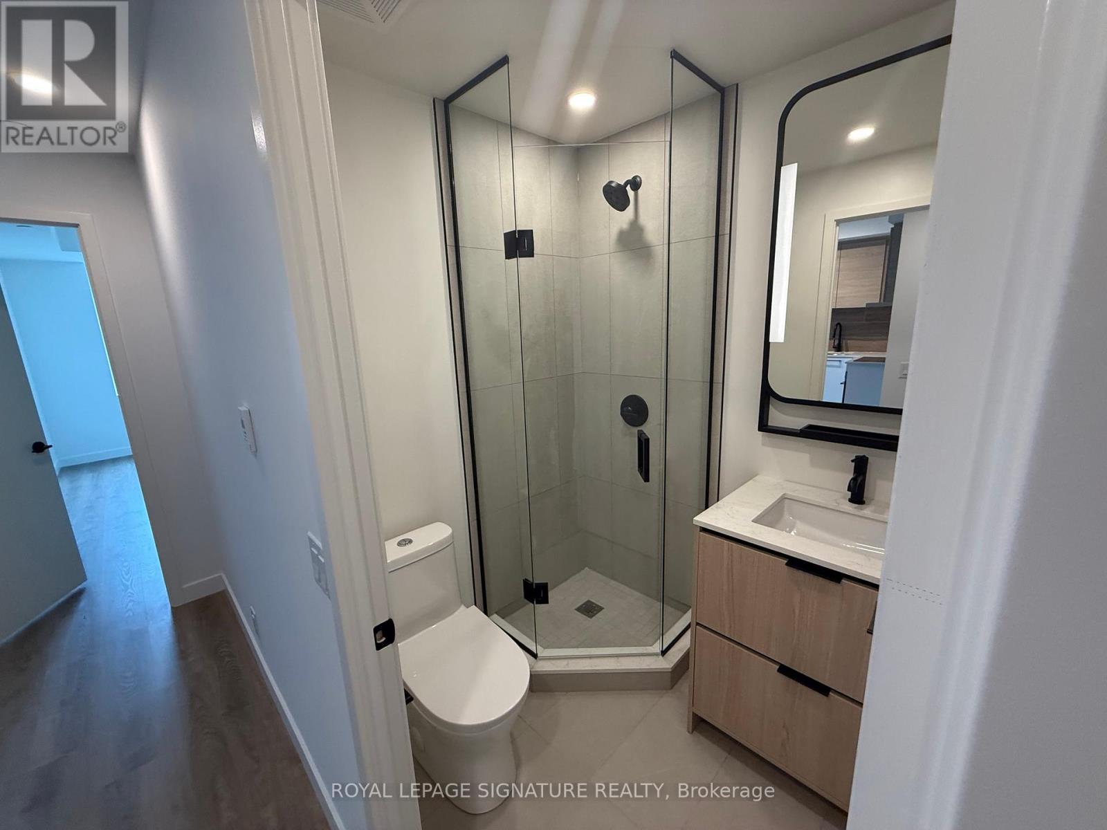 424 - 1050 Eastern Avenue, Toronto (The Beaches), Ontario  M4L 0B7 - Photo 8 - E12209185