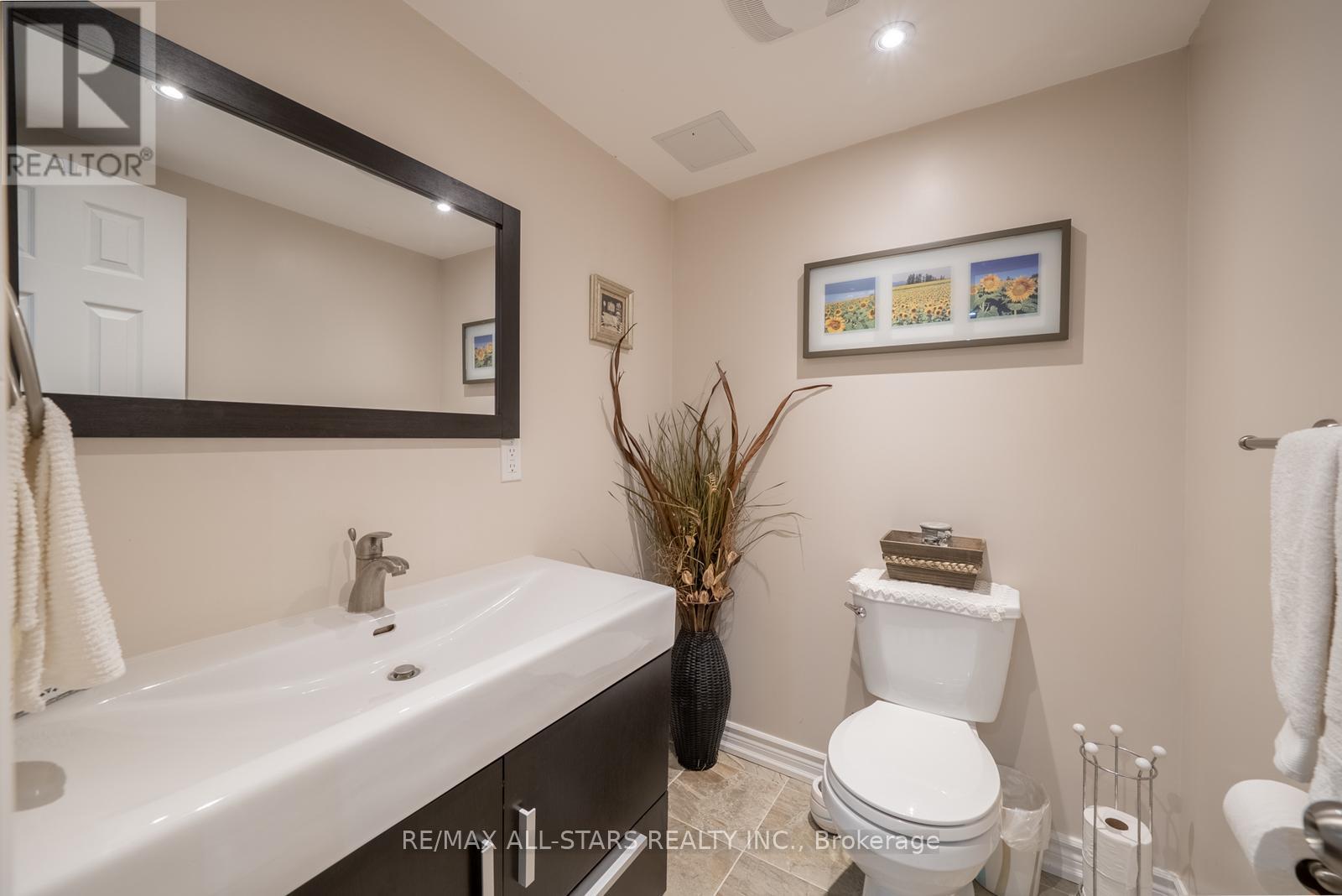 124 Richard Coulson Crescent, Whitchurch-Stouffville, Ontario  L4A 0H9 - Photo 28 - N12208760
