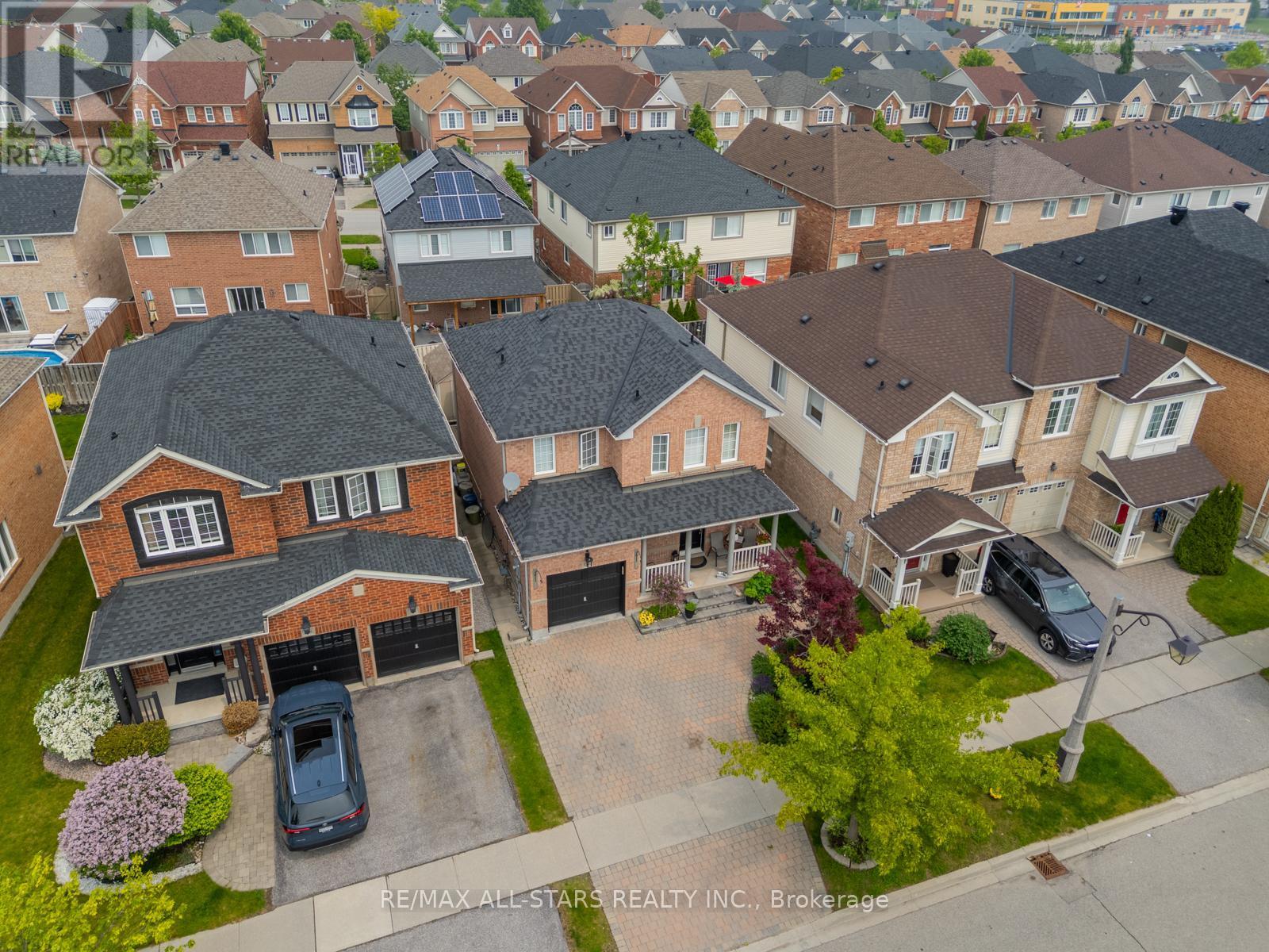 124 Richard Coulson Crescent, Whitchurch-Stouffville, Ontario  L4A 0H9 - Photo 4 - N12208760