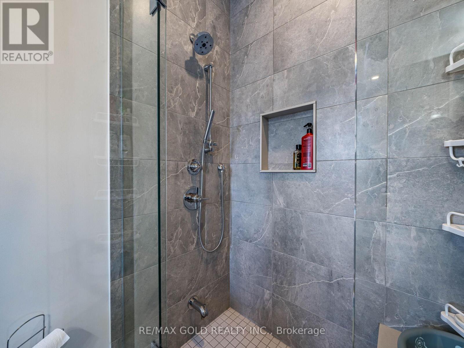 9 Mountain Vista Court, Vaughan (Kleinburg), Ontario  L4H 4W6 - Photo 42 - N12208774