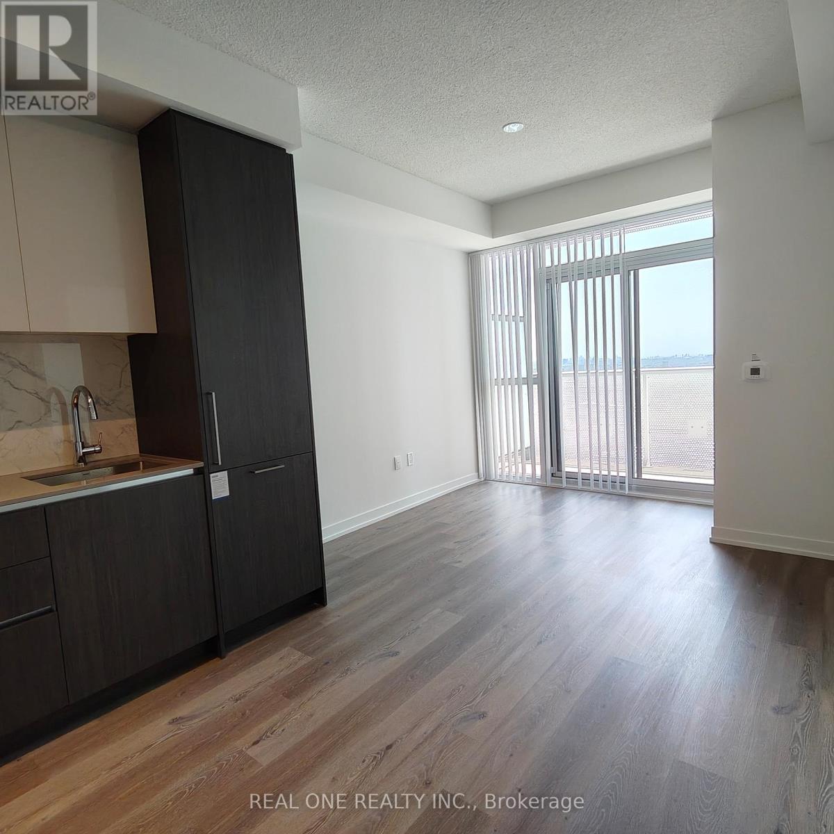 4905 - 225 Commerce Street, Vaughan, Ontario  L4K 5C3 - Photo 4 - N12208781