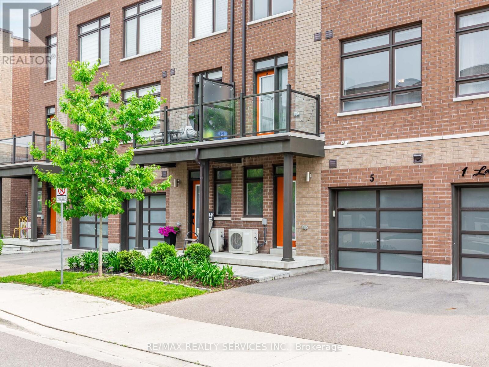 5 Lachine Street, Vaughan, Ontario  L4L 0L9 - Photo 2 - N12208828