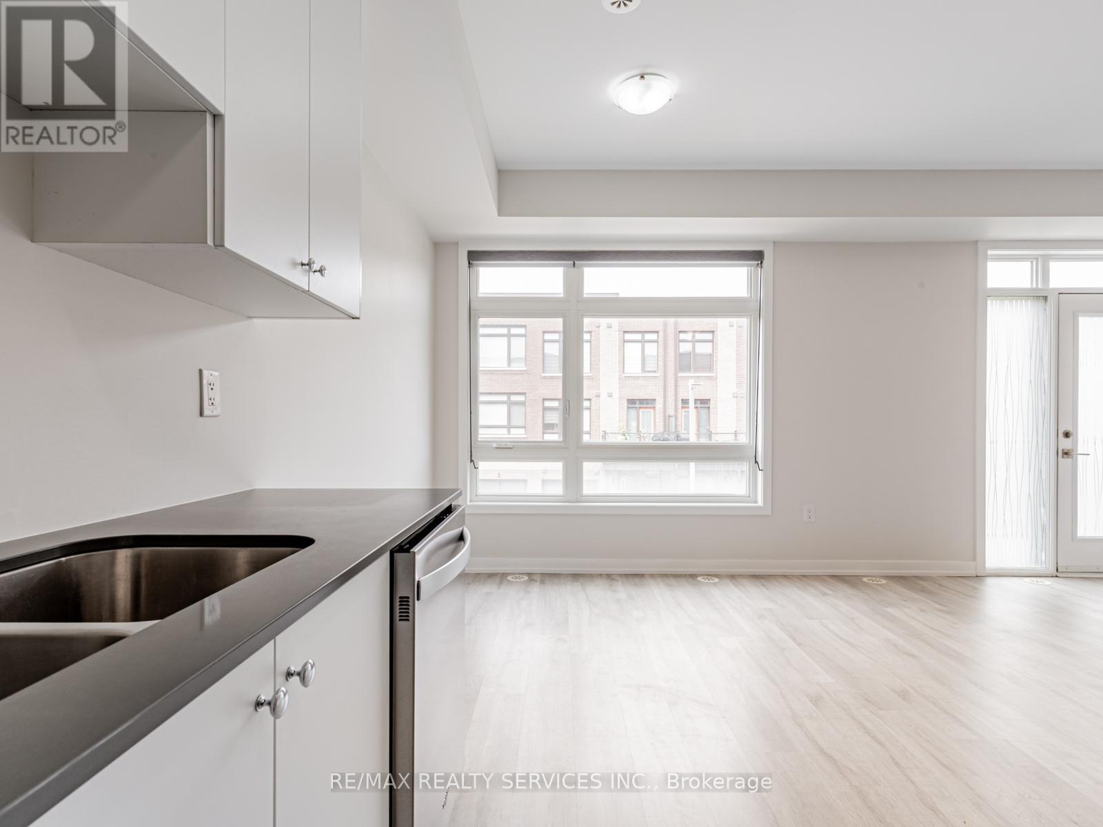 5 Lachine Street, Vaughan, Ontario  L4L 0L9 - Photo 22 - N12208828