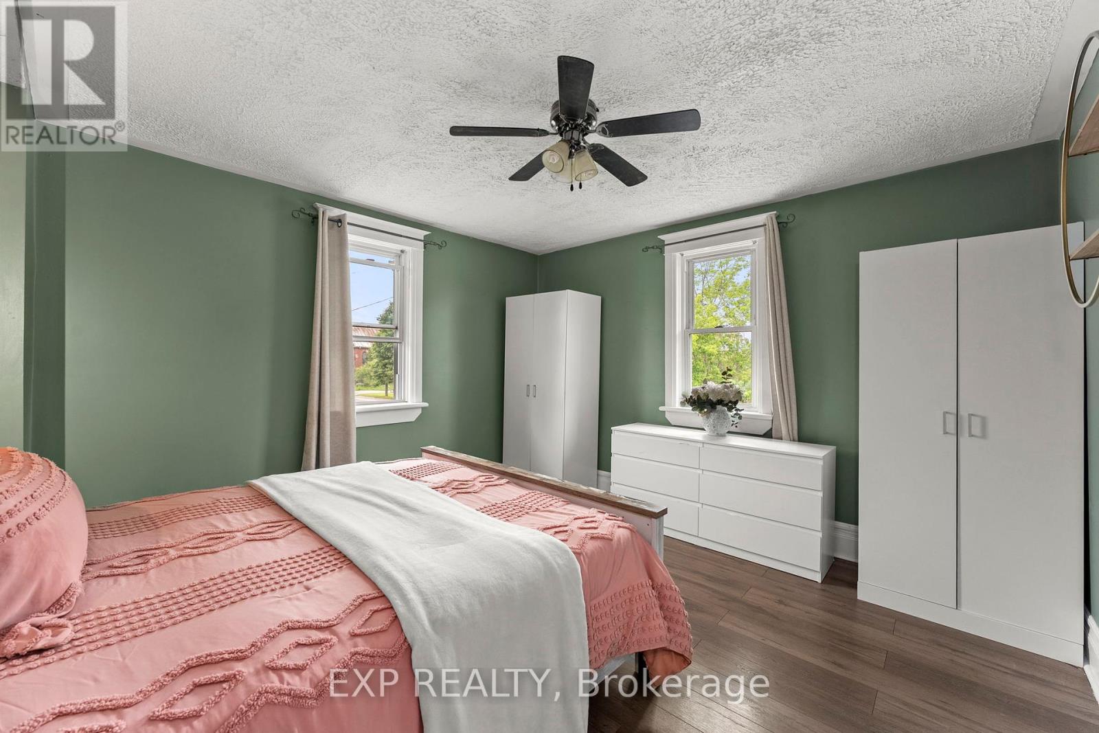 11027 Simcoe Street, Brock (Sunderland), Ontario  L0C 1H0 - Photo 16 - N12208842