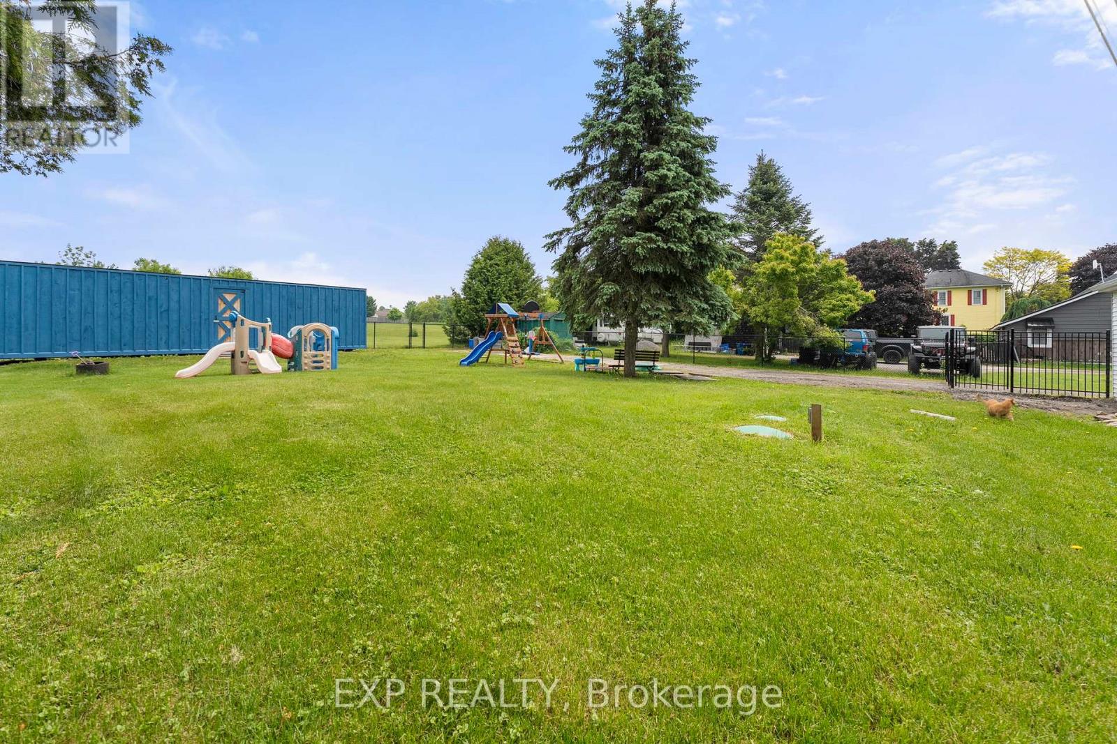 11027 Simcoe Street, Brock (Sunderland), Ontario  L0C 1H0 - Photo 27 - N12208842