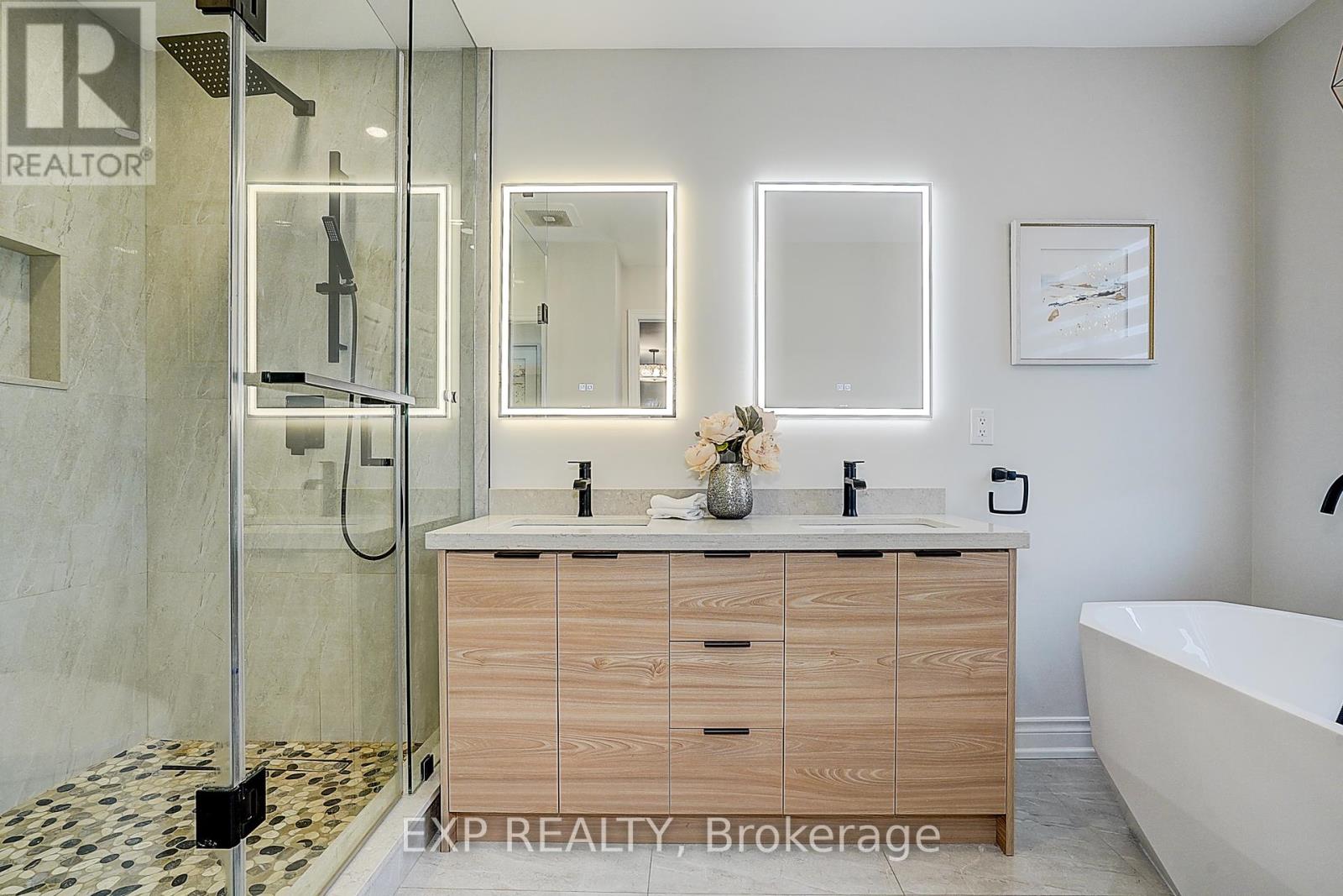322 Stonebridge Drive, Markham (Berczy), Ontario  L6C 0C5 - Photo 24 - N12208851