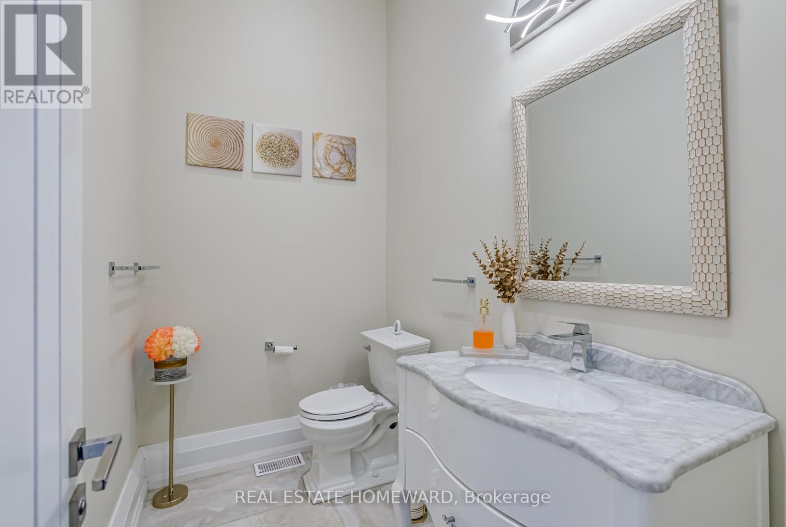 6 Mackay Drive, Richmond Hill, Ontario  L4C 6P1 - Photo 22 - N12208870