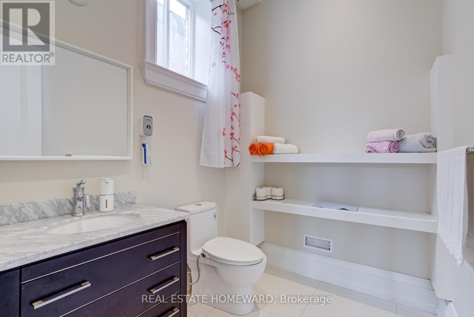 6 Mackay Drive, Richmond Hill, Ontario  L4C 6P1 - Photo 48 - N12208870