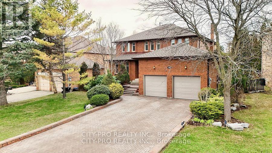 58 ROSSMULL CRESCENT, vaughan (islington woods), Ontario