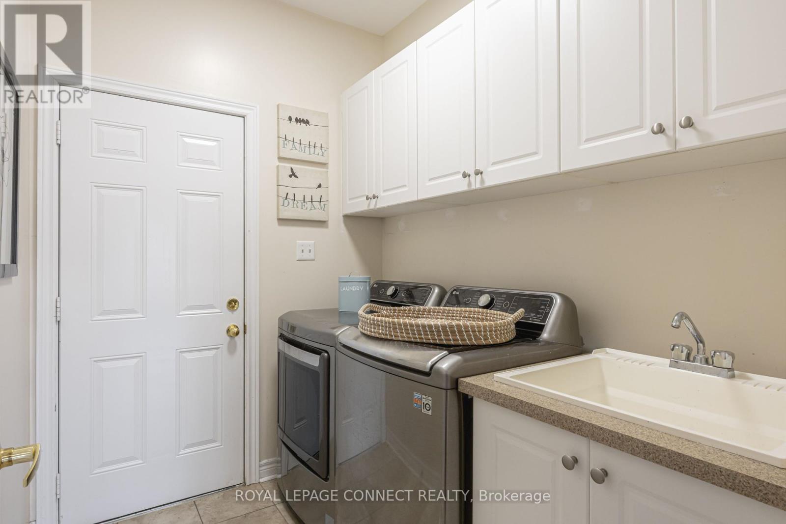 4 Branthaven Court, Whitby, Ontario  L1M 0B2 - Photo 31 - E12095516