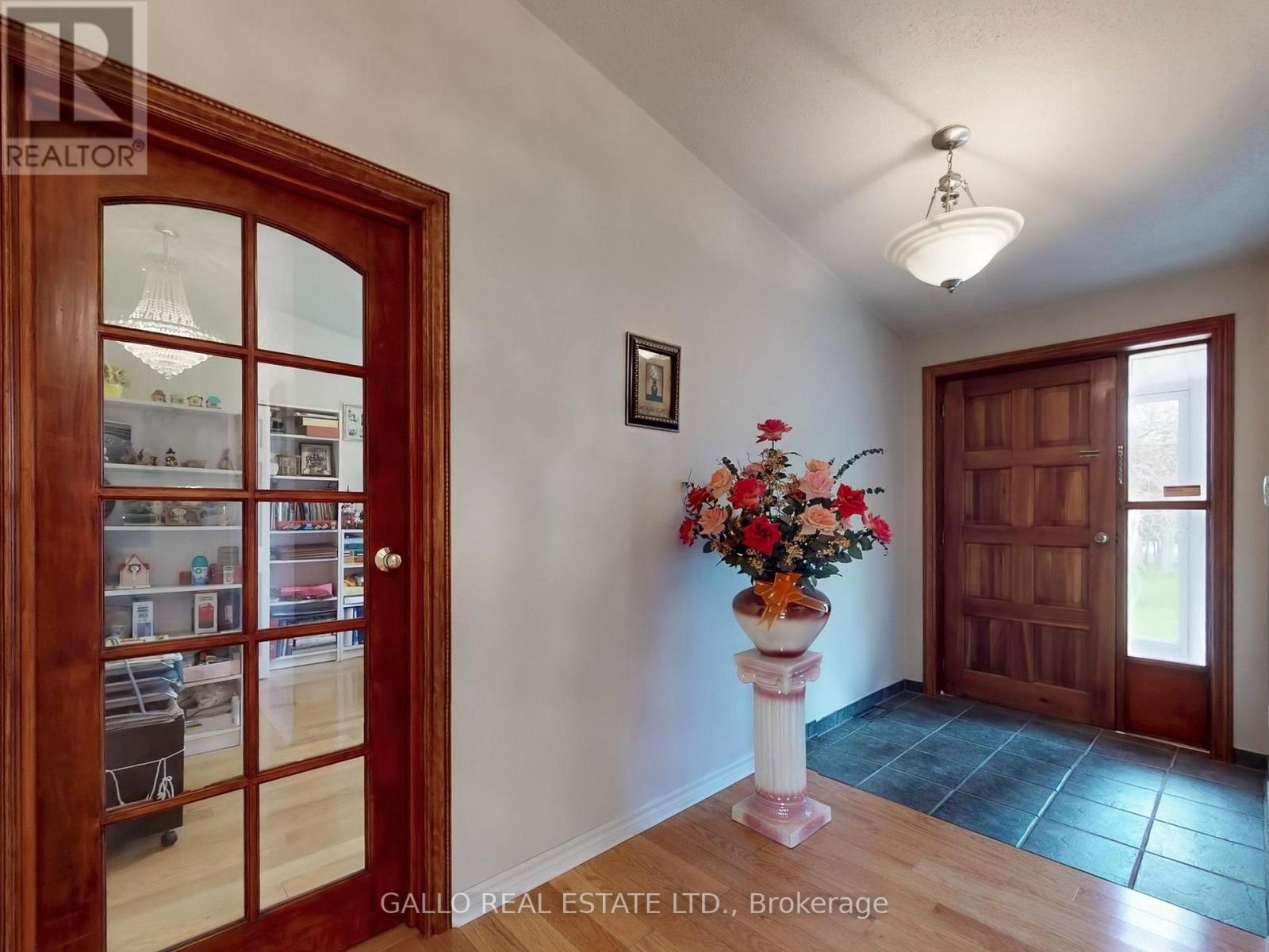 4883 Bethesda Road, Whitchurch-Stouffville, Ontario  L4A 3Z9 - Photo 5 - N12209018