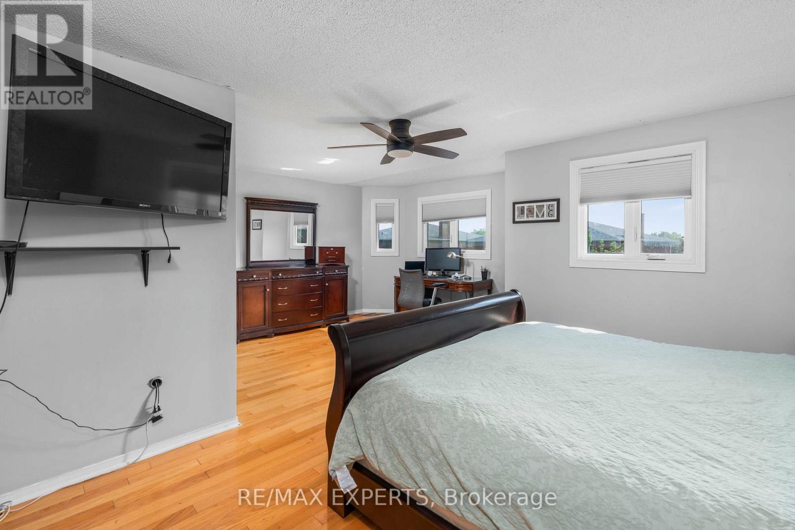231 Ridgefield Crescent, Vaughan, Ontario  L6A 1J6 - Photo 17 - N12209029