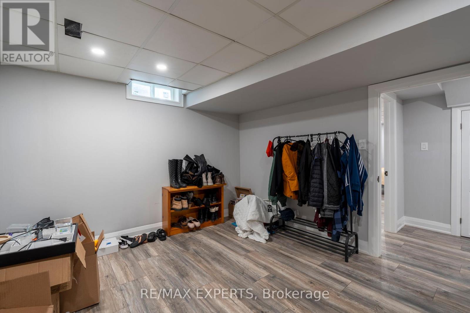 231 Ridgefield Crescent, Vaughan, Ontario  L6A 1J6 - Photo 28 - N12209029