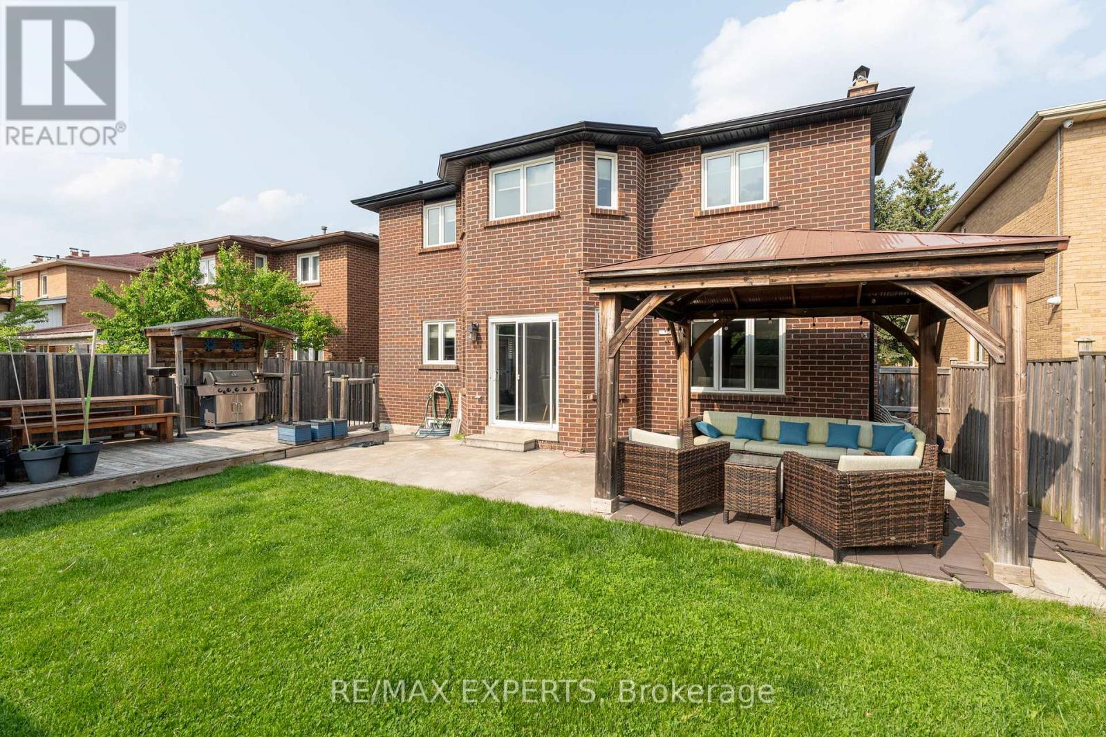 231 Ridgefield Crescent, Vaughan, Ontario  L6A 1J6 - Photo 30 - N12209029