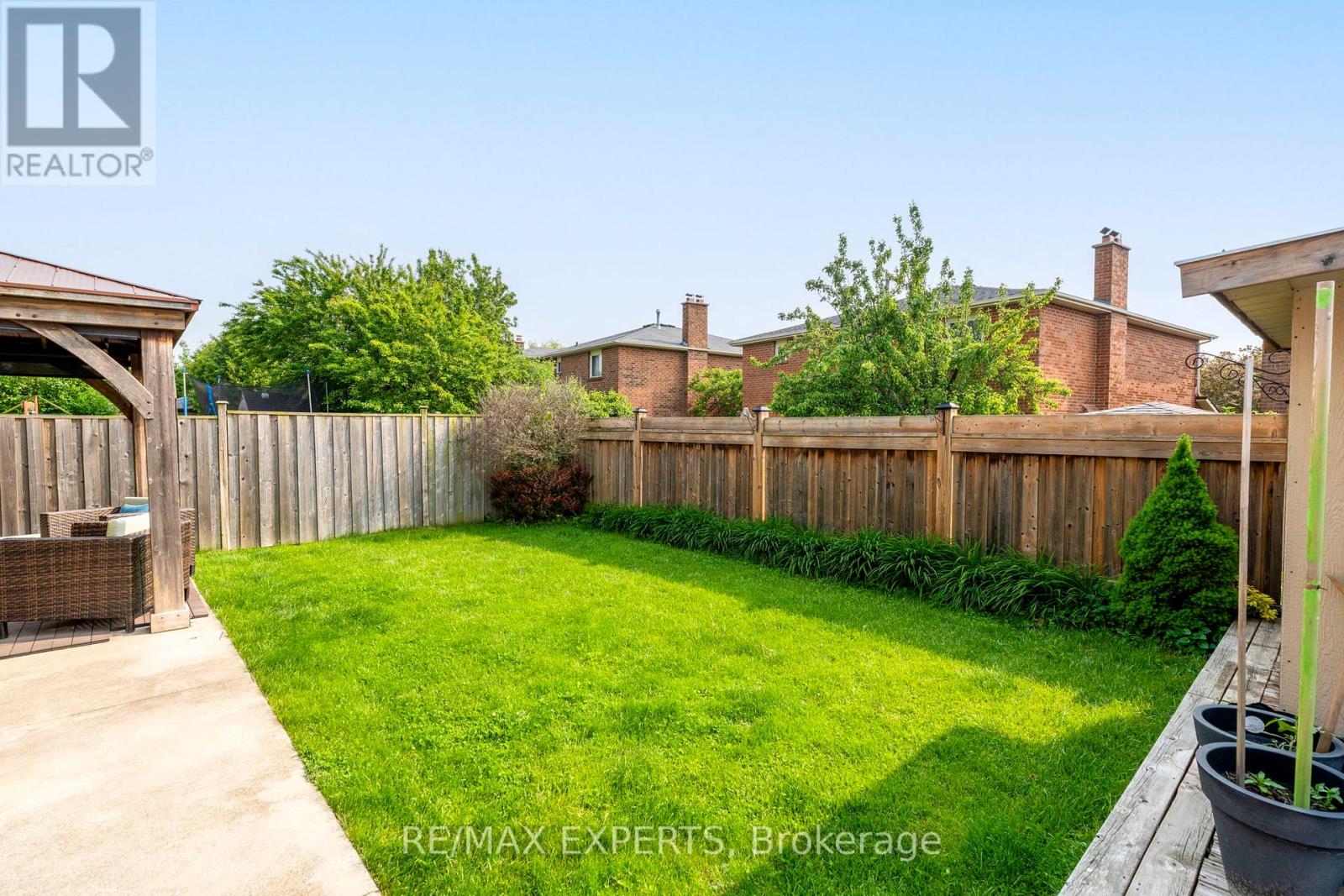 231 Ridgefield Crescent, Vaughan, Ontario  L6A 1J6 - Photo 33 - N12209029