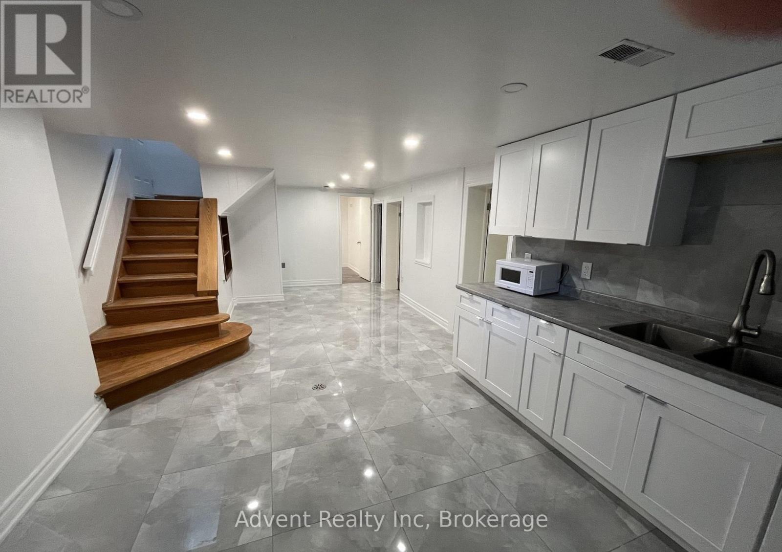 Bsmt - 345 Centre Street E, Richmond Hill, Ontario  L4C 1B3 - Photo 3 - N12209056