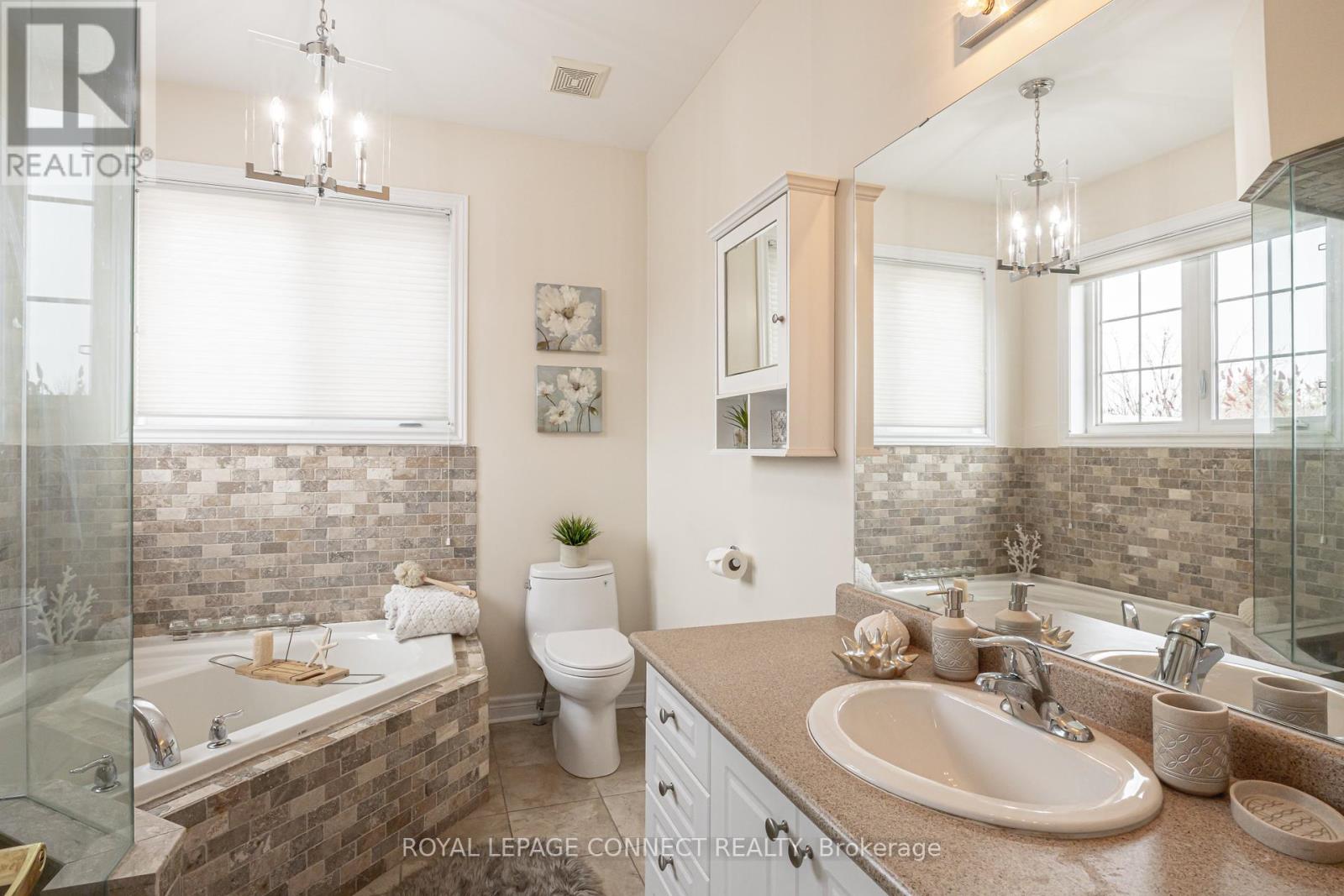4 Branthaven Court, Whitby, Ontario  L1M 0B2 - Photo 25 - E12095516