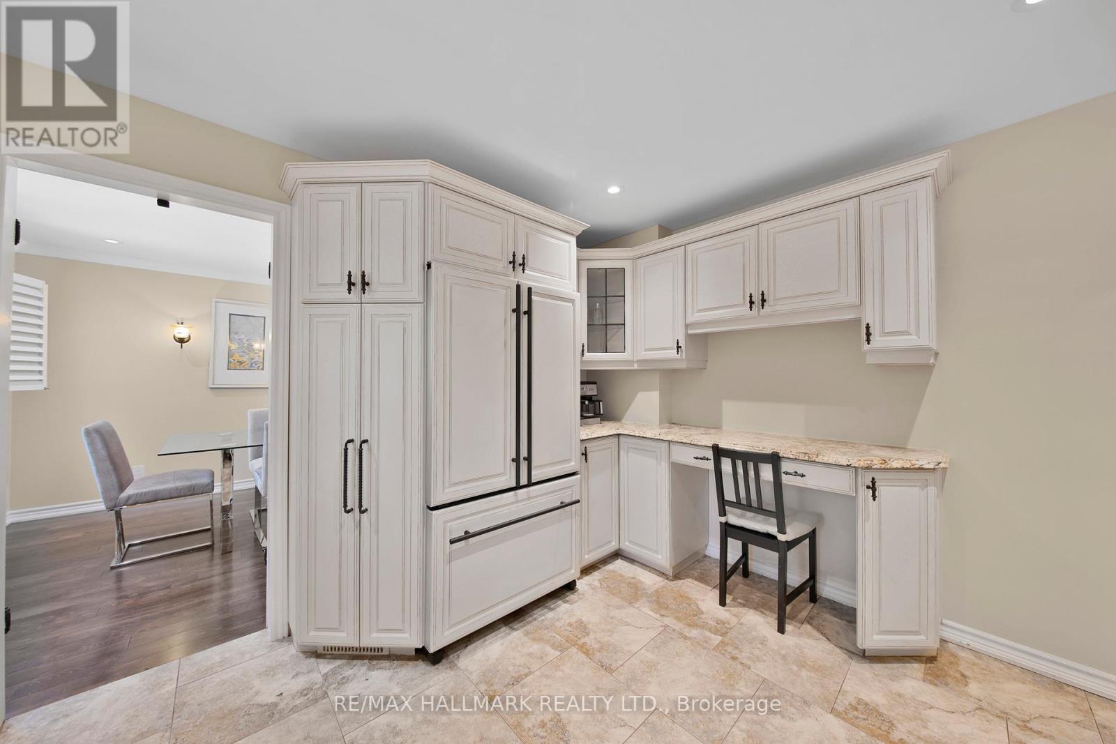 134 Romfield Circuit, Markham, Ontario  L3T 3H9 - Photo 18 - N12209184