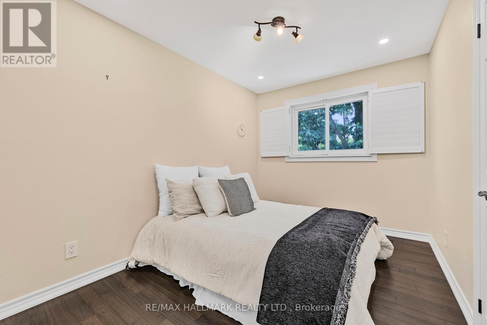 134 Romfield Circuit, Markham, Ontario  L3T 3H9 - Photo 24 - N12209184