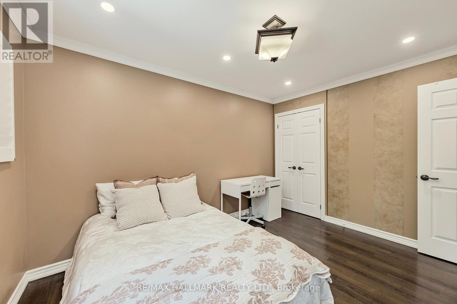 134 Romfield Circuit, Markham, Ontario  L3T 3H9 - Photo 32 - N12209184