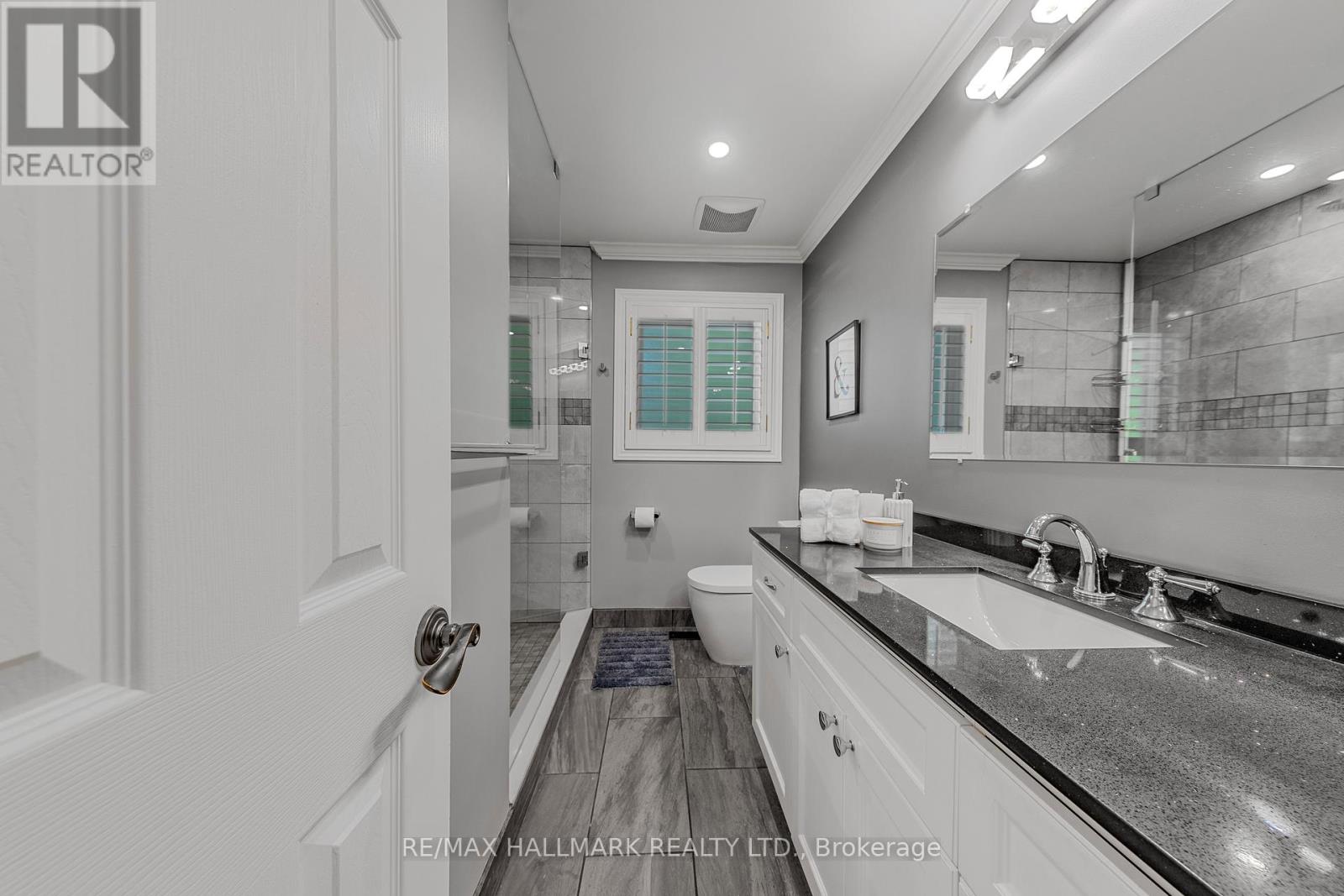134 Romfield Circuit, Markham, Ontario  L3T 3H9 - Photo 36 - N12209184